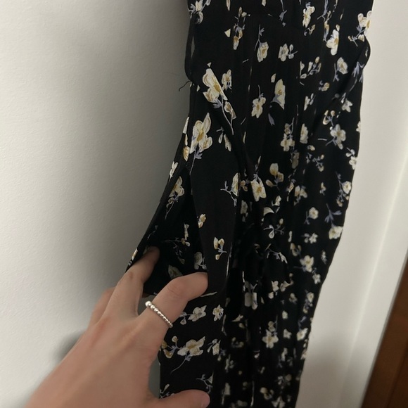 Vici  Floral Jumpsuit - Picture 3 of 6